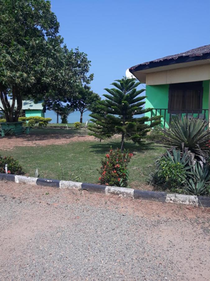 Abuesi Beach Resort Sekondi-Takoradi Exterior foto