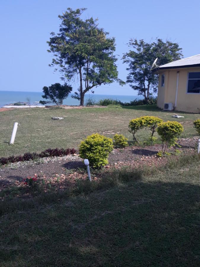 Abuesi Beach Resort Sekondi-Takoradi Exterior foto
